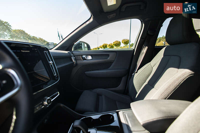 Позашляховик / Кросовер Volvo C40 Recharge 2022 в Львові фото 23 Позашляховик / Кросовер Volvo C40 Recharge 2022 в Львові