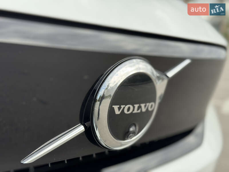 Внедорожник / Кроссовер Volvo C40 Recharge 2023 в Киеве фото 17 Внедорожник / Кроссовер Volvo C40 Recharge 2023 в Киеве