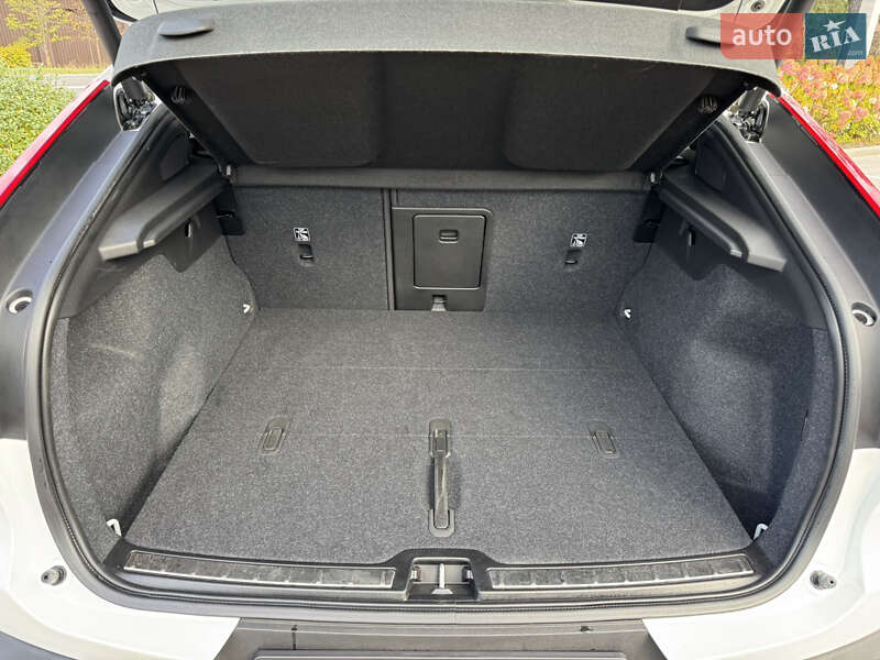 Внедорожник / Кроссовер Volvo C40 Recharge 2023 в Киеве фото 51 Внедорожник / Кроссовер Volvo C40 Recharge 2023 в Киеве
