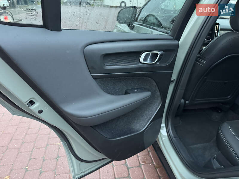 Внедорожник / Кроссовер Volvo C40 Recharge 2023 в Ровно