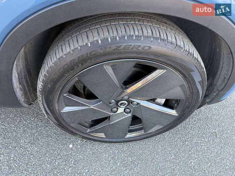 Внедорожник / Кроссовер Volvo C40 Recharge 2022 в Киеве