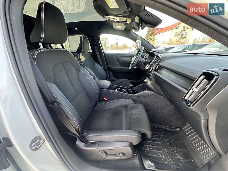 Позашляховик / Кросовер Volvo C40 Recharge 2023 в Львові