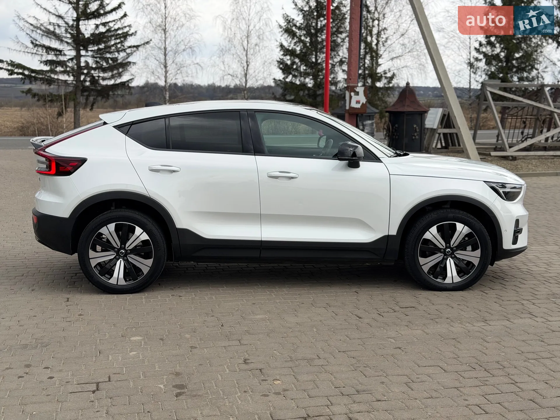 2022 Volvo C40 - мініатюра 15