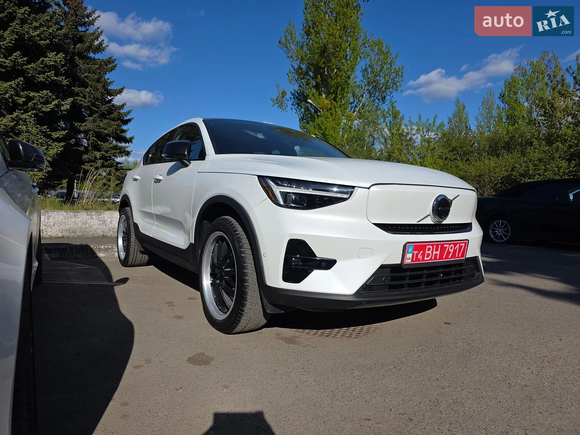 2023 Volvo C40 - фото 1