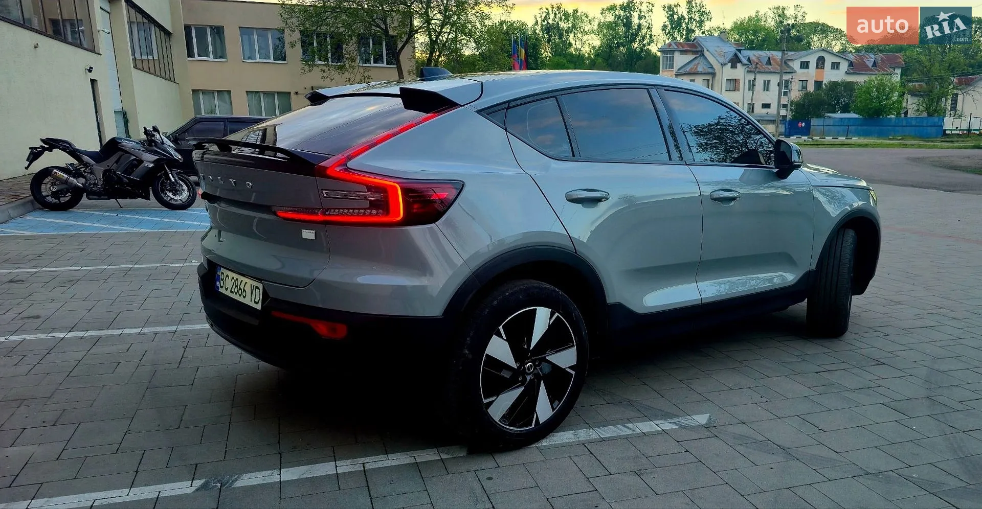 2023 Volvo C40 - мініатюра 5