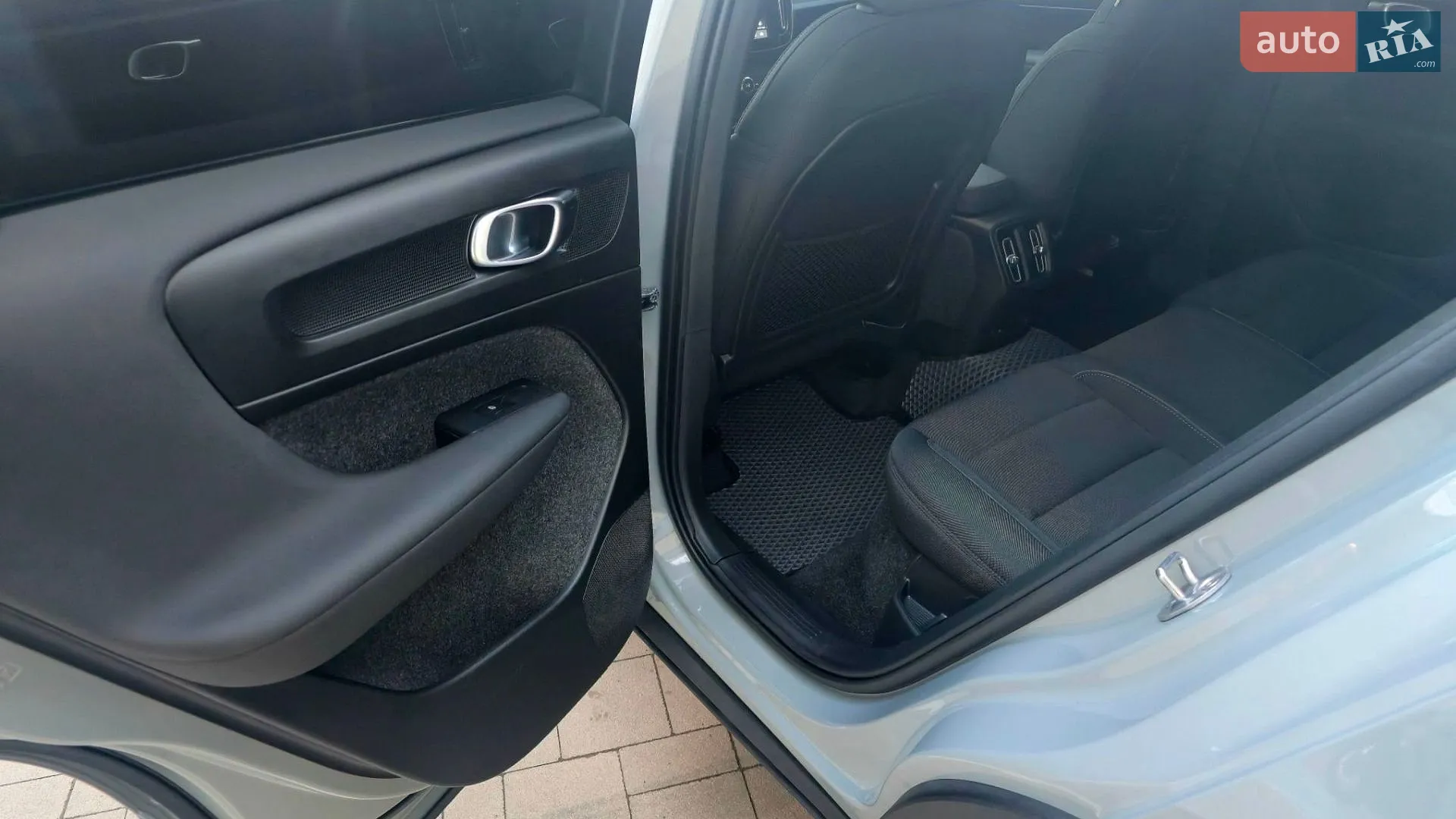 2023 Volvo C40 - мініатюра 23