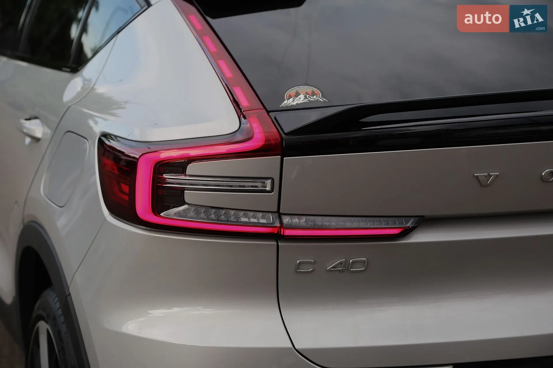 2022 Volvo C40 - мініатюра 8