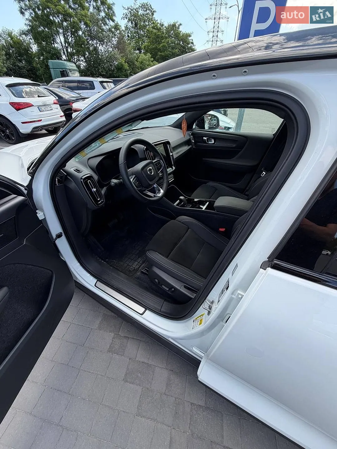 2022 Volvo C40 - мініатюра 11