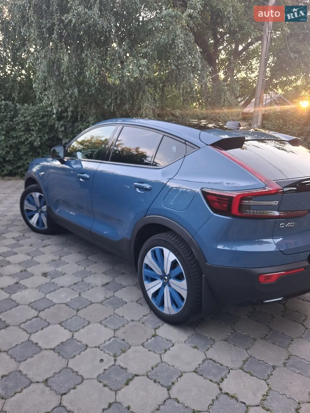 2022 Volvo C40 - мініатюра 4