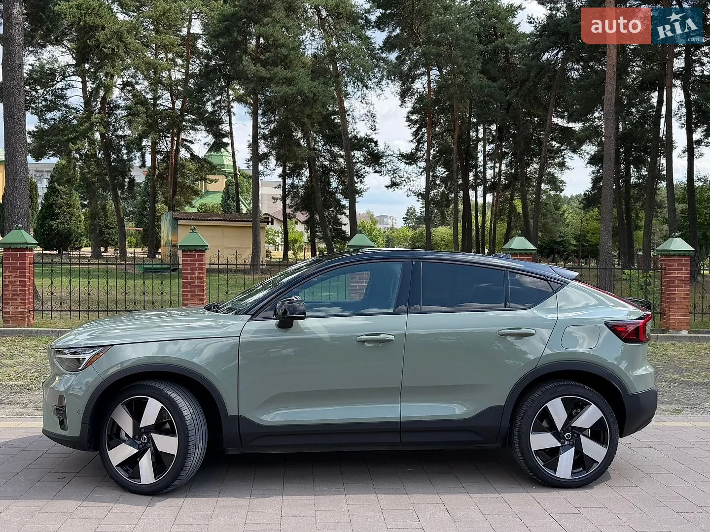 2022 Volvo C40 - мініатюра 4
