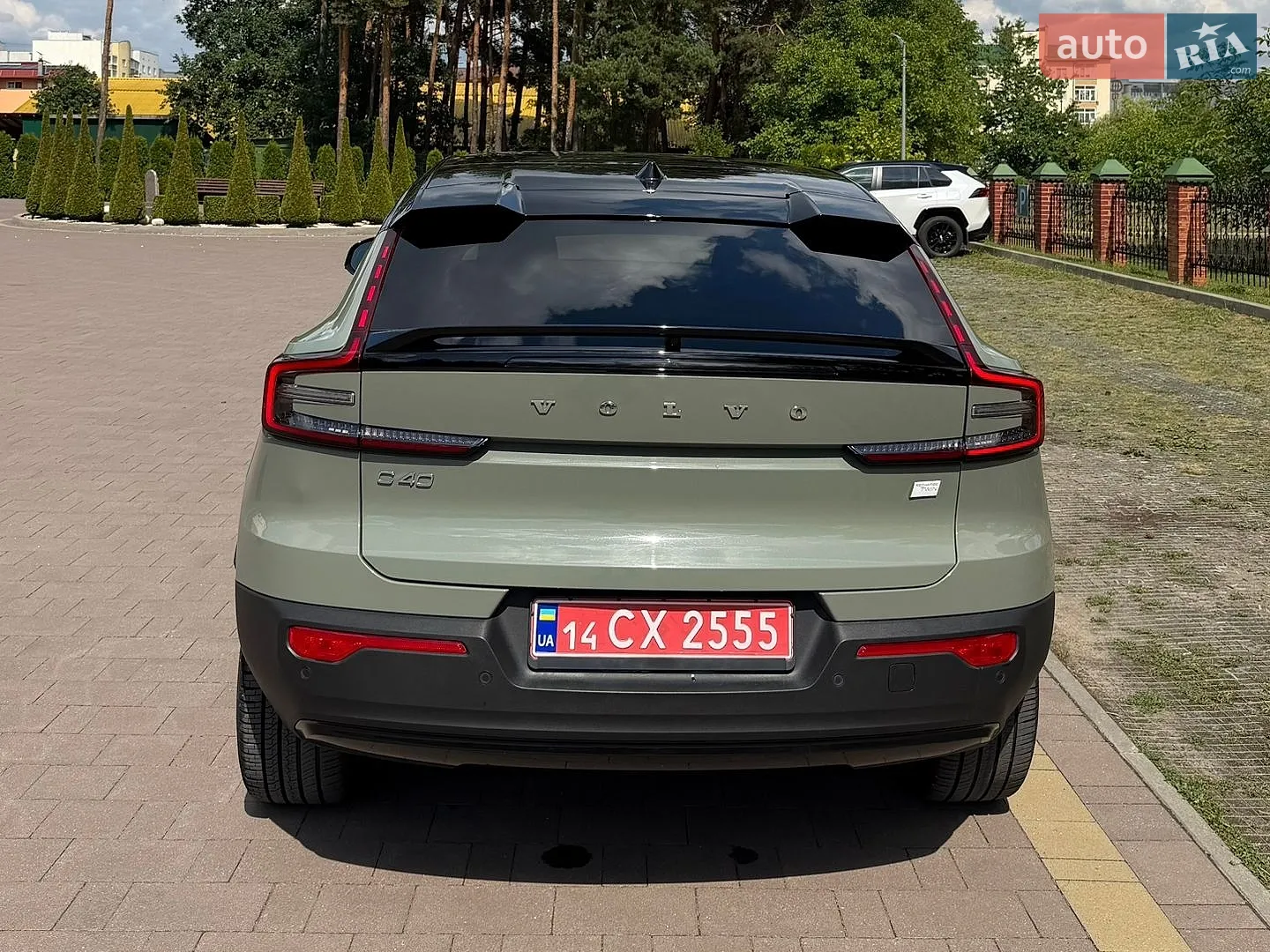 2022 Volvo C40 - мініатюра 8