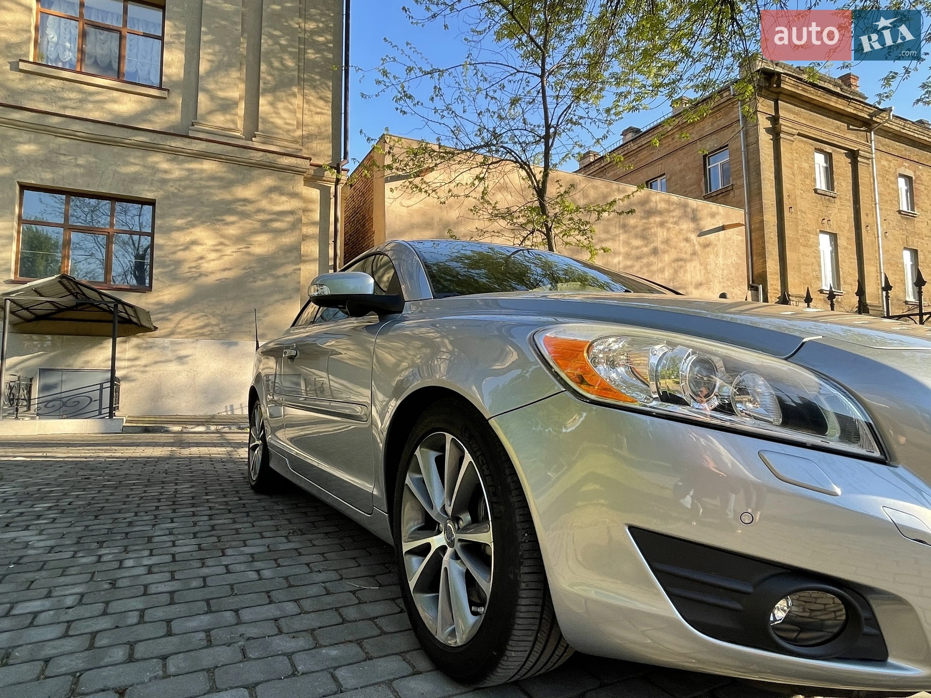 2010 Volvo C70 - мініатюра 3