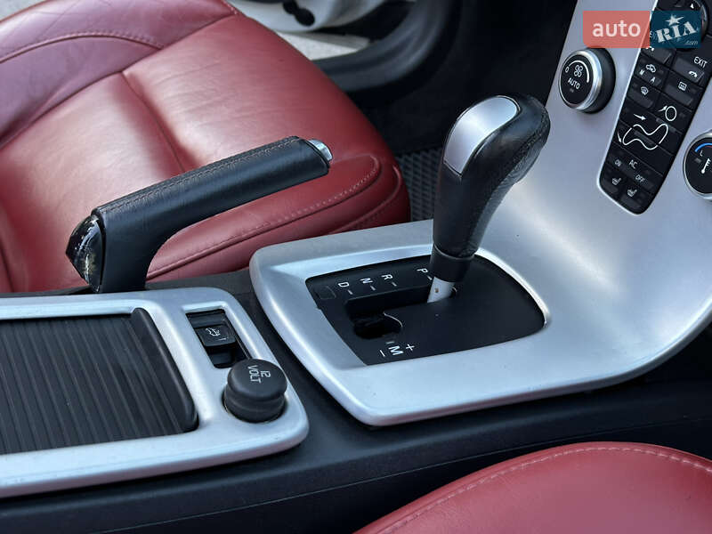 Кабриолет Volvo C70 2010 в Одессе фото 44 Кабриолет Volvo C70 2010 в Одессе