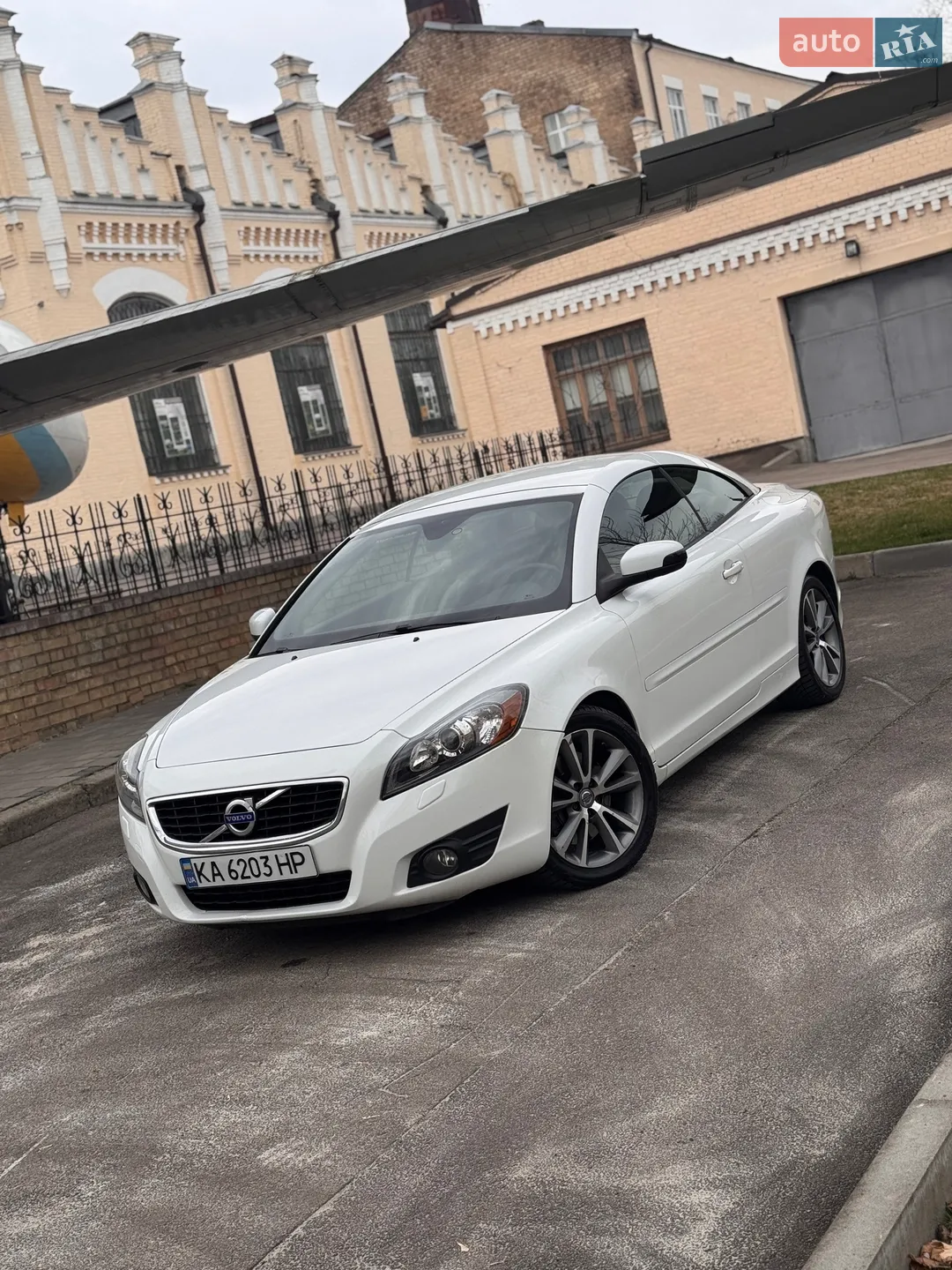 2010 Volvo C70 - мініатюра 4