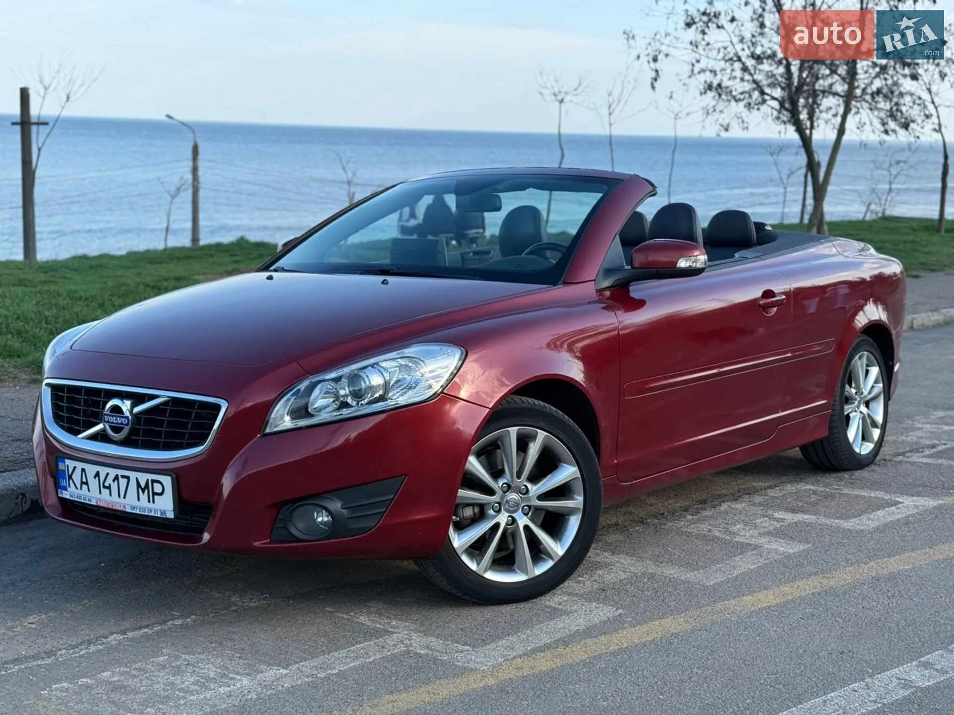 2011 Volvo C70 - мініатюра 2