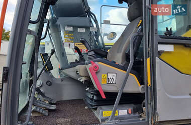 Гусеничный экскаватор Volvo EC 140EL 2017 в 