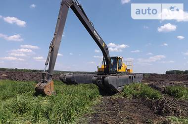 Экскаватор Volvo EC 210 BLR 2013 в 