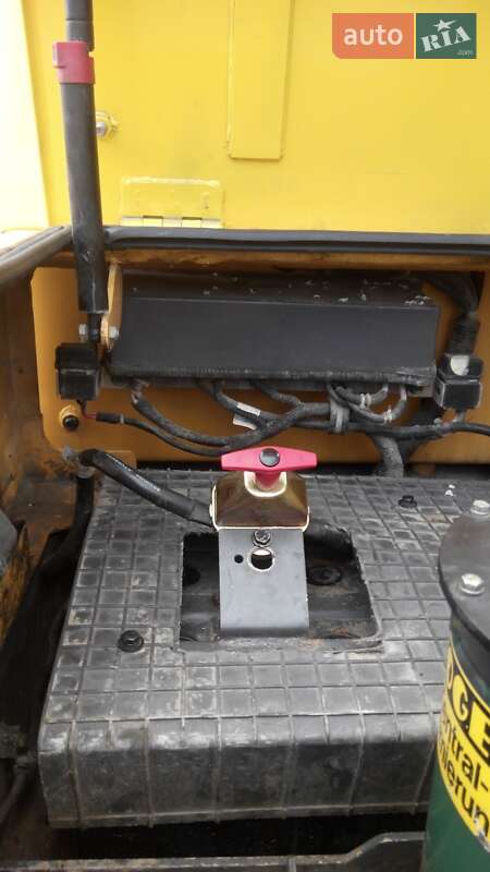 Гусеничний екскаватор Volvo EC 210B LC 2002 в Києві