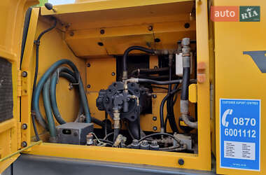 Гусеничный экскаватор Volvo EC 210B LC 2007 в 