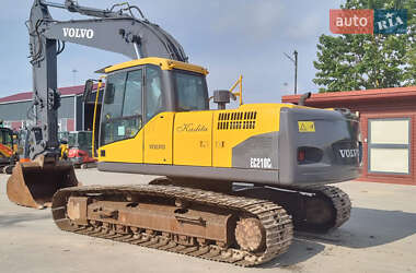 Гусеничный экскаватор Volvo EC 210CL 2010 в 