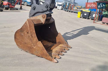 Гусеничный экскаватор Volvo EC 210CL 2010 в 