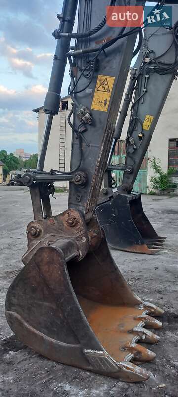 Гусеничный экскаватор Volvo EC 220DL 2014 в Ивано-Франковске фото 8 Гусеничный экскаватор Volvo EC 220DL 2014 в Ивано-Франковске