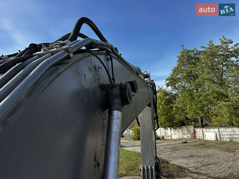 Гусеничний екскаватор Volvo EC 220DL 2018 в Києві фото 37 Гусеничний екскаватор Volvo EC 220DL 2018 в Києві