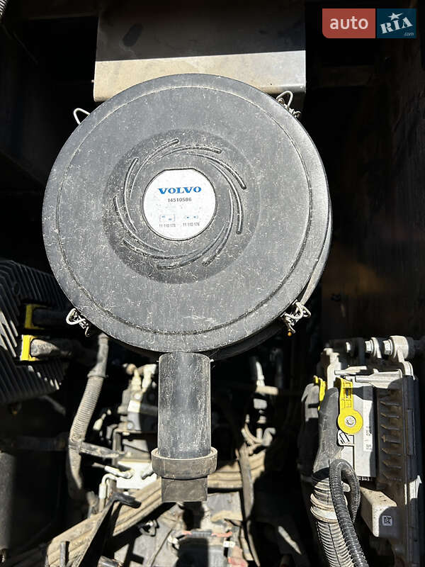 Гусеничний екскаватор Volvo EC 220DL 2018 в Києві фото 44 Гусеничний екскаватор Volvo EC 220DL 2018 в Києві