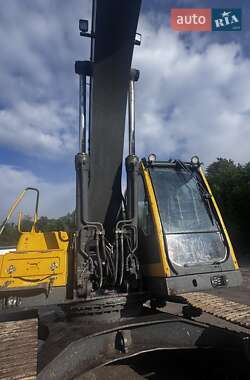 Гусеничный экскаватор Volvo EC 240 BNLC 2007 в 
