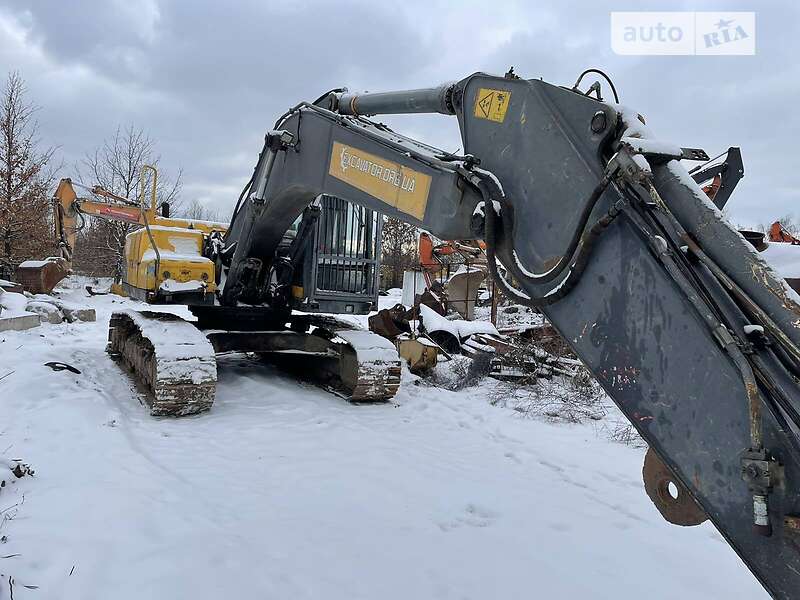 Гусеничний екскаватор Volvo EC 240CL 2005 в Києві