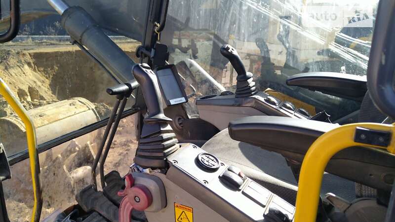 Гусеничный экскаватор Volvo EC 240CL 2008 в Днепре