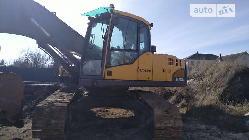 Volvo EC 240CL 2008
