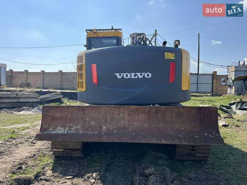 Гусеничний екскаватор Volvo EC 240CL 2008 в Луцьку
