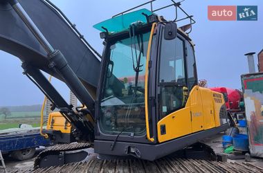 Гусеничный экскаватор Volvo EC 240CL 2010 в Киеве