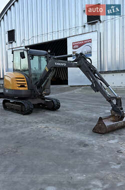 Міні-екскаватор Volvo EC 27C 2015 в Бродах