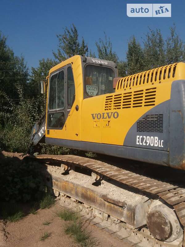 Гусеничний екскаватор Volvo EC 290B LC 2003 в Чернівцях