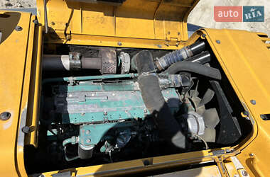 Гусеничный экскаватор Volvo EC 290B LC 2002 в 