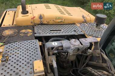 Экскаватор погрузчик Volvo EC 290B LC 2010 в 