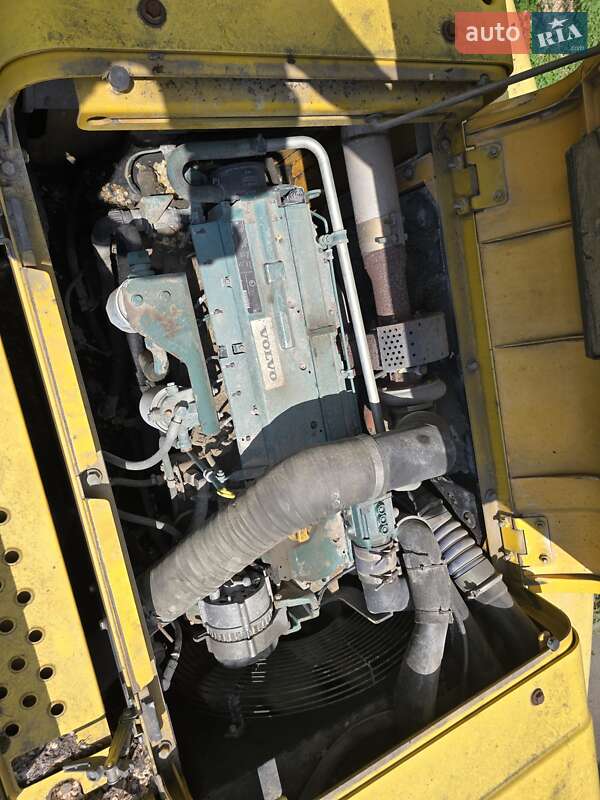 Гусеничный экскаватор Volvo EC 290B LC 2005 в Киеве