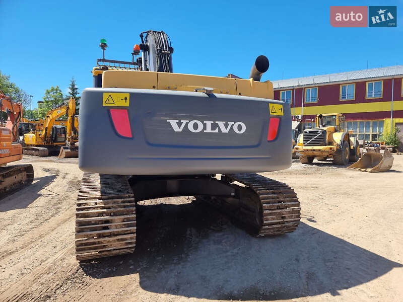 Гусеничный экскаватор Volvo EC 300DL 2014 в Одессе