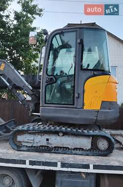 Миниэкскаватор Volvo EC 35 2010 в 