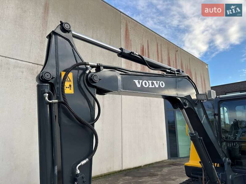 Гусеничный экскаватор Volvo EC 55D 2017 в Ровно
