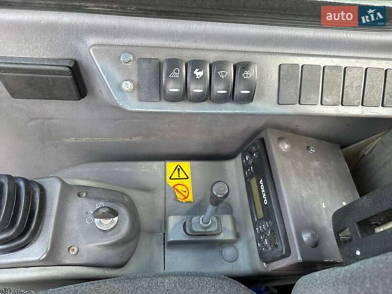 Гусеничный экскаватор Volvo EC 55D 2017 в Ровно