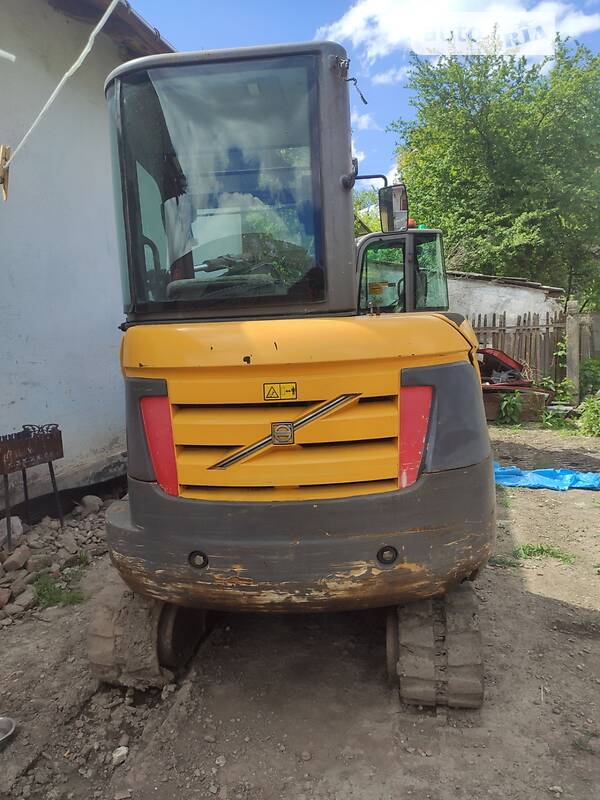 Гусеничний екскаватор Volvo ECR 48C 2013 в Коломиї