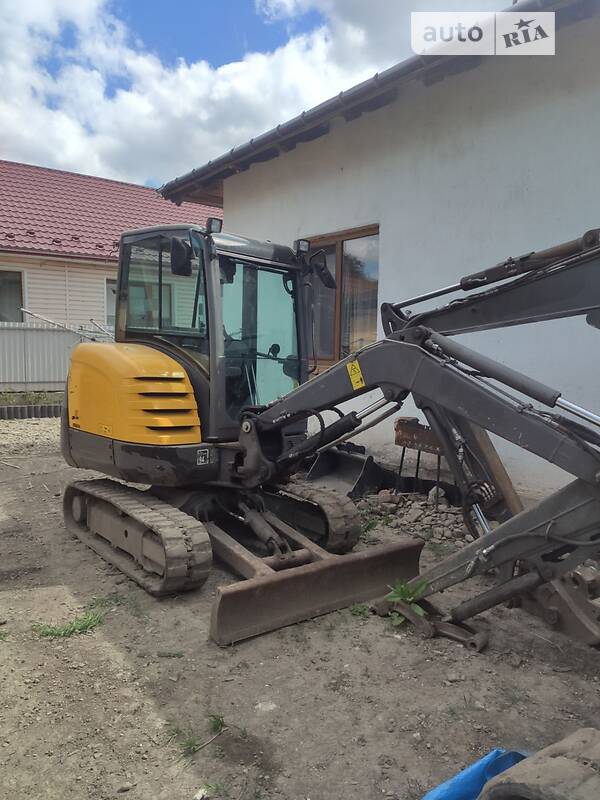 Гусеничний екскаватор Volvo ECR 48C 2013 в Коломиї