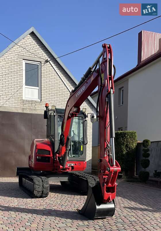 Гусеничный экскаватор Volvo ECR 50D 2016 в Луцке