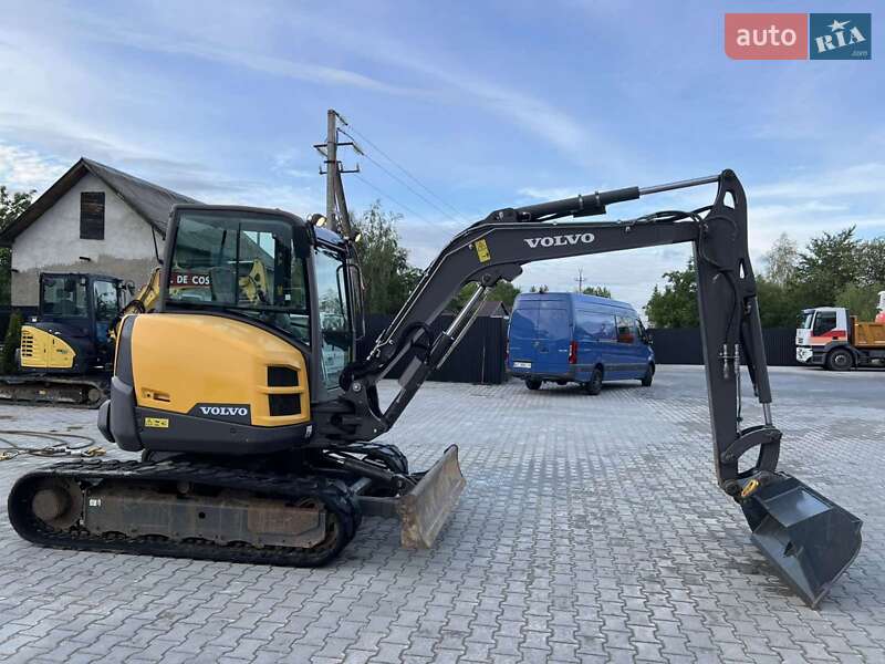 Міні-екскаватор Volvo ECR 50D 2015 в 
