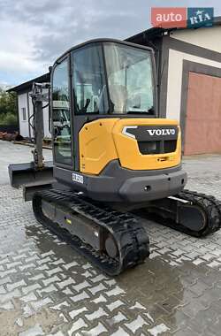 Міні-екскаватор Volvo ECR 50D 2015 в 