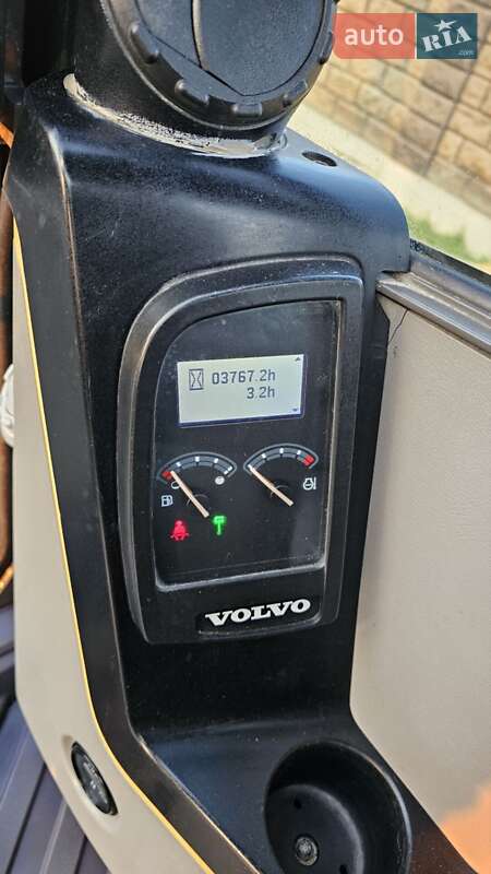 Миниэкскаватор Volvo ECR 58D 2015 в Луцке