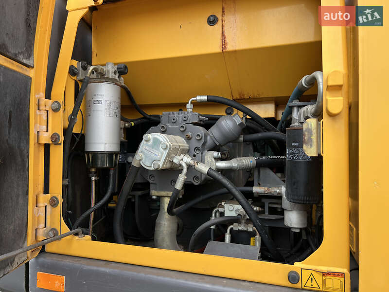 Колесный экскаватор Volvo EW 160 2010 в Ровно